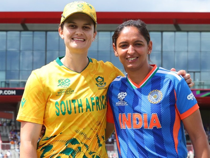 महिला टी20 विश्व कप: भारतीय टीम ने दक्षिण अफ्रीका के खिलाफ टॉस जीत बल्लेबाजी का फैसला लिया 