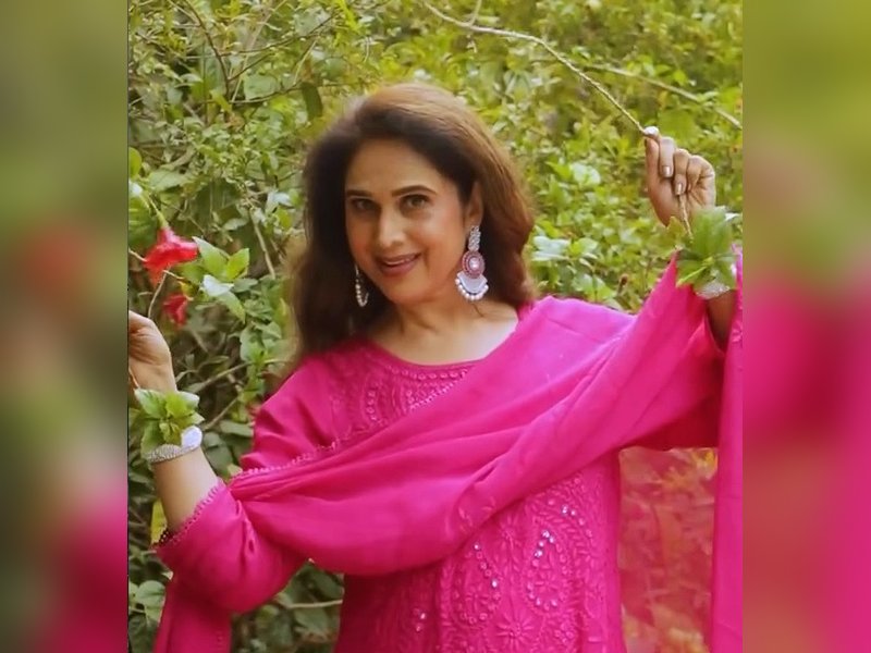 Meenakshi Seshadri reconnects with Indian cinema as she celebrates 36 years of Ghayal with Sunny Deol