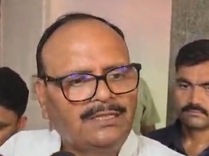 लखनऊ कोचिंग इंस्टीट्यूट में भीषण आग से 14 की मौत, डिप्टी सीएम ब्रजेश पाठक ने की पुष्टि (लीड-1)