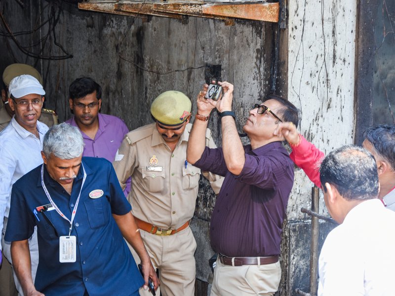 Lucknow fire tragedy: SIT team begins probe, visits spot where deadly blaze killed 18