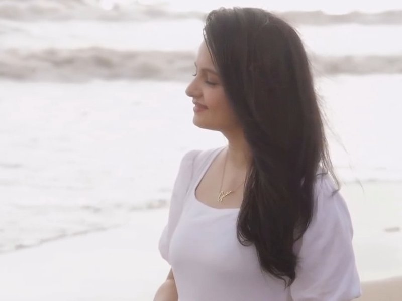 ‘Saath Nibhaana Saathiya’ fame Gia Manek shares a glimpse of her most beautiful inner journey
