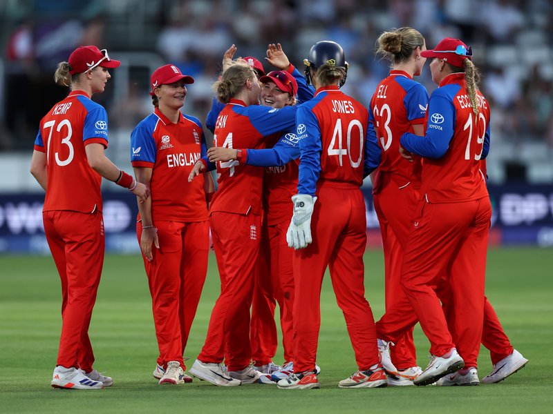Women's T20 WC: 'I'm never satisfied...' says Dean after England clinch SF spot