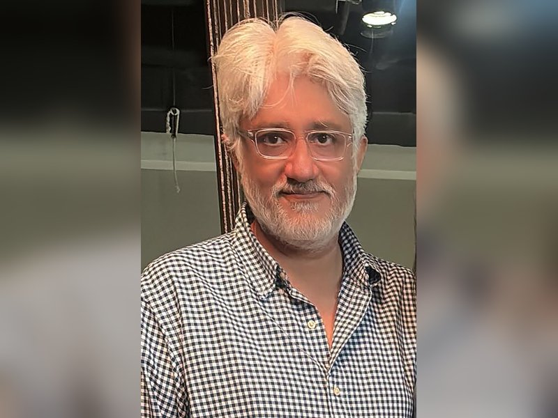 Vikram Bhatt says relationship between filmmaker, audience is akin to mother and child