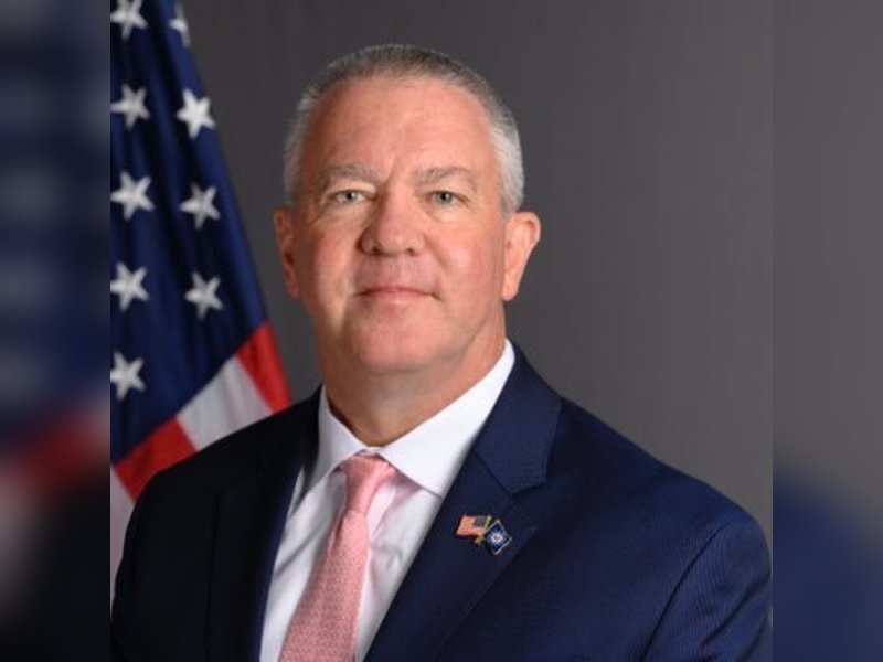 US steps up Pacific push to counter China