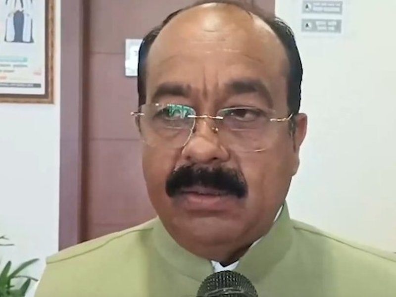 'कड़ी से कड़ी कार्रवाई की जाएगी', राम मंदिर चढ़ावा विवाद मामले में एफआईआर पर नेताओं की प्रतिक्रिया