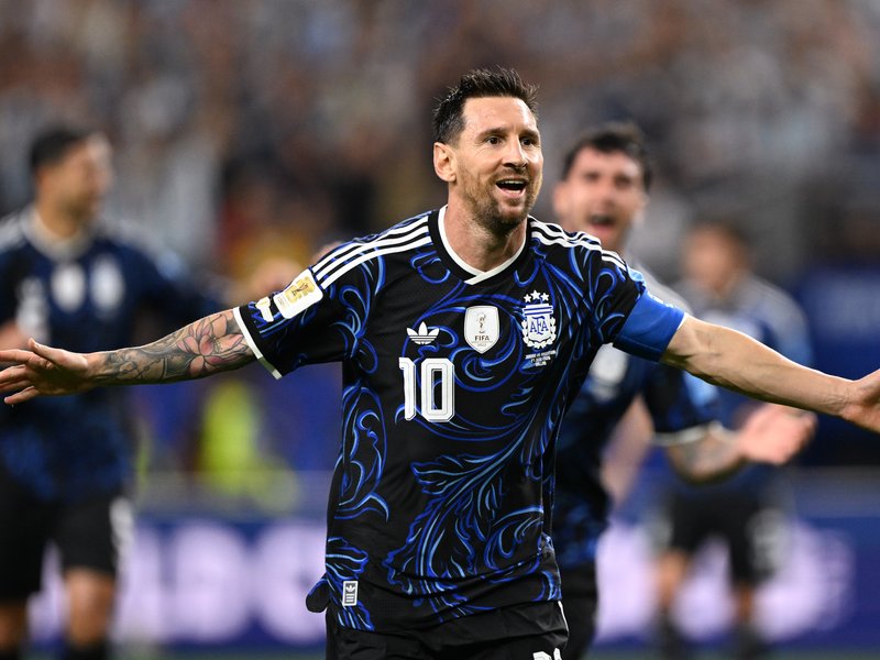 'Football may never see this again': Oliver Kahn hails Messi-Ronaldo rivalry