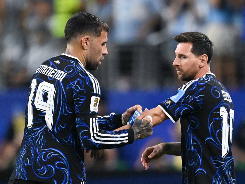 Messi, Kane lead record-breaking spree as knockout line-up finalised 