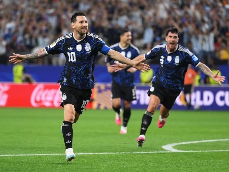 FIFA WC: Messi creates more history as Argentina finish group stage unbeaten