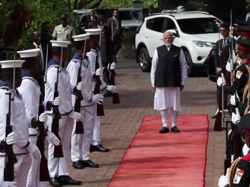 PM Modi receives Guard of Honour at State House in Seychelles