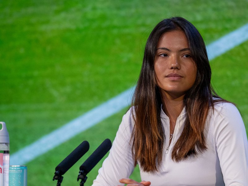 Stress fracture in leg forces Raducanu to withdraw from Wimbledon