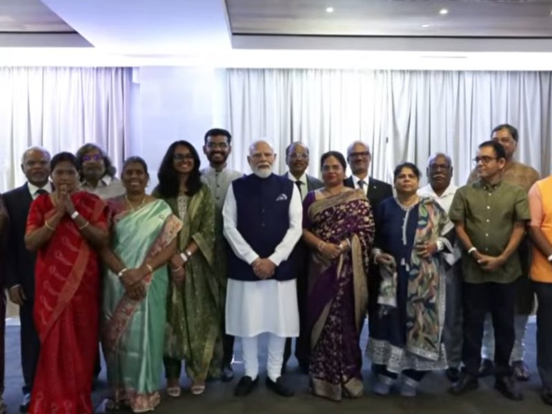 PM Modi interacts with Indian community members in Seychelles