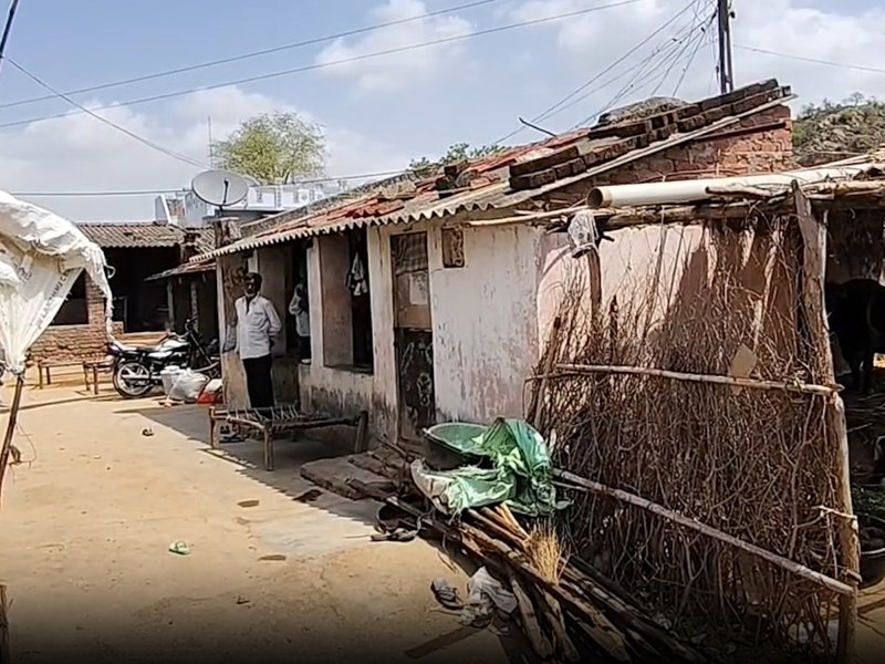 Gujarat: Ujjwala Yojana helps thousands of women get rid of kitchen smoke in Banaskantha (Photo: IANS)