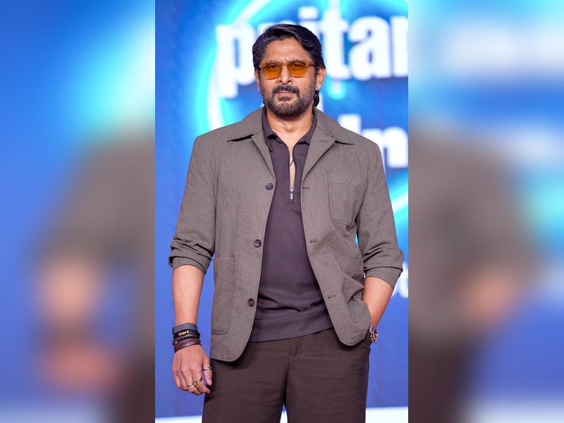 Arshad Warsi reveals how he accidentally went live on social media
