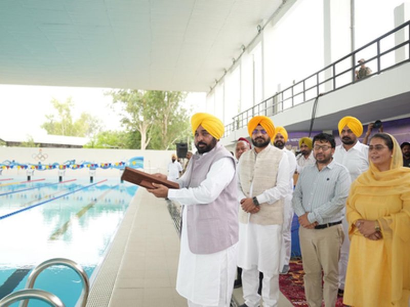 पंजाब: सीएम मान ने संगरूर में ओलंपिक स्तर के स्विमिंग पूल का उद्घाटन किया, कहा-भविष्य में ओलंपियनों की नर्सरी बनेगा 