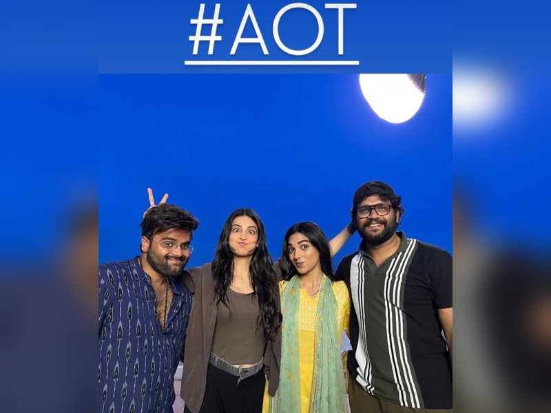 Shruti Haasan resumes shooting for Dulquer Salmaan-starrer 'Aakasam Lo Oka Tara' (Photo Credit: Shruti Haasan/Instagram)