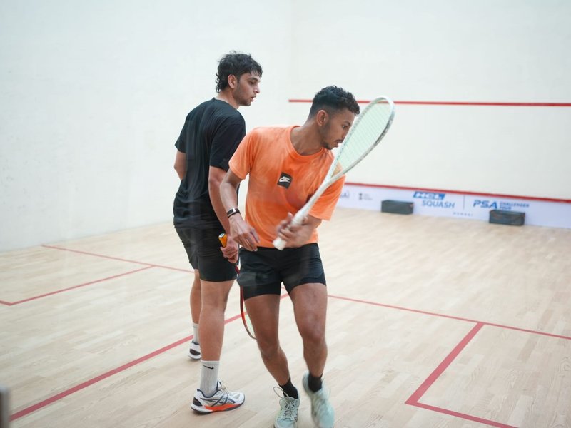 Winning start for Velavan Senthilkumar; Om Semwal, Shamina Riaz bow out of the SRFI PSA Challenger Tournament being hosted by the Juhu Vile Parle Gymkhana Club at their air-conditioned courts in Mumbai on Wednesday. Photo credit: JVPG