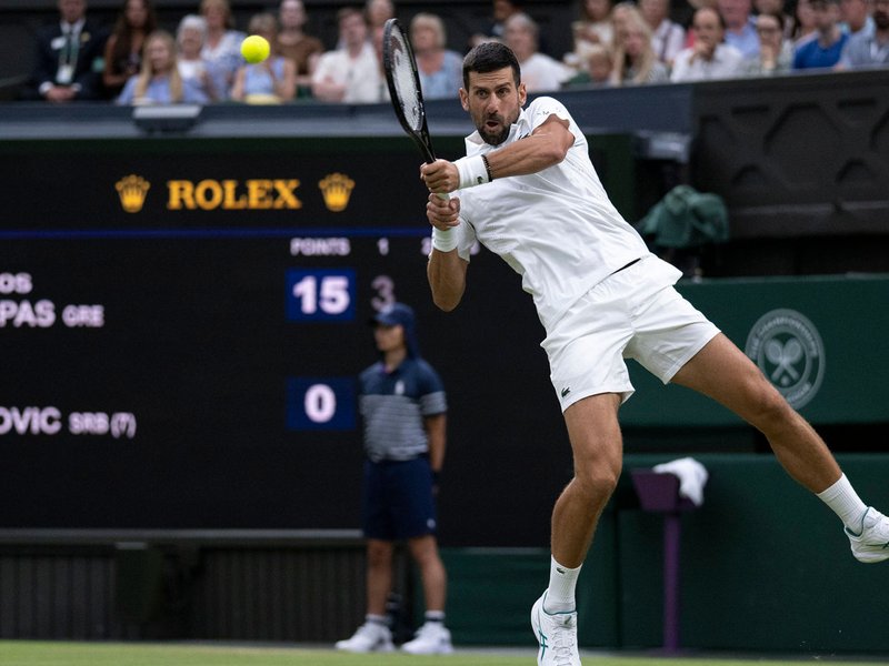 Wimbledon: Djokovic rolls past Tsitsipas to enter third round
