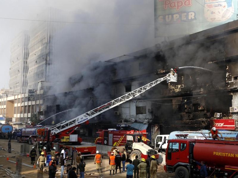 Karachi mall fire: Rights body alleges ‘administrative failures’, questions govt's silence 