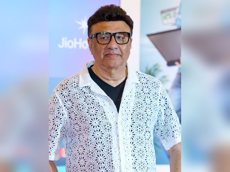 Anu Malik celebrates 31 years of 'Aankhon Mein Base Ho Tum', says Suniel Shetty, Sonali Bendre 'brought life'
