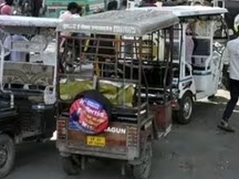 Govt asks app stores to remove BAT-BMS app over e-rickshaw battery security