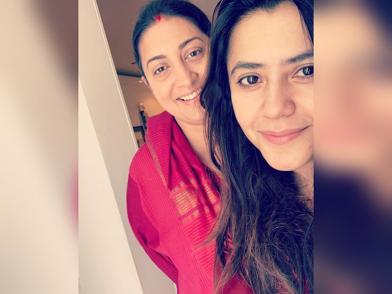 Ekta Kapoor thanks Smriti Irani & 'Kyunki Saas Bhi Kabhi Bahu Thi' team as show turns 26