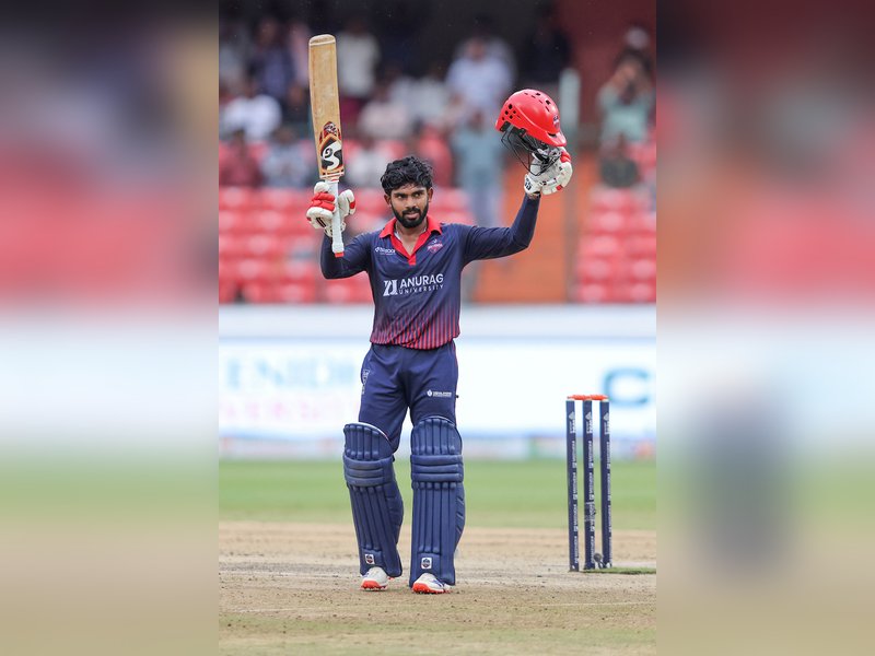 Nalgonda Knights surge to 2nd spot after Gaurav Reddy's blistering unbeaten ton sinks Medak Falcons in Season 1 of Hyderabad Cricket Association's TG20 at the Rajiv Gandhi International Stadium in Hyderabad on Friday. Photo credit: 