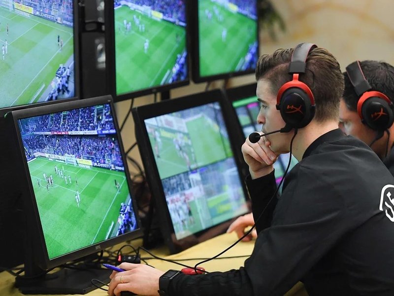 'VAR must stay, but offside decisions need to focus on players’ feet': Bhaichung Bhutia