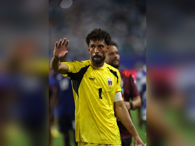 Chile FA grants shirt name exemption to Vozinha after Colo Colo move