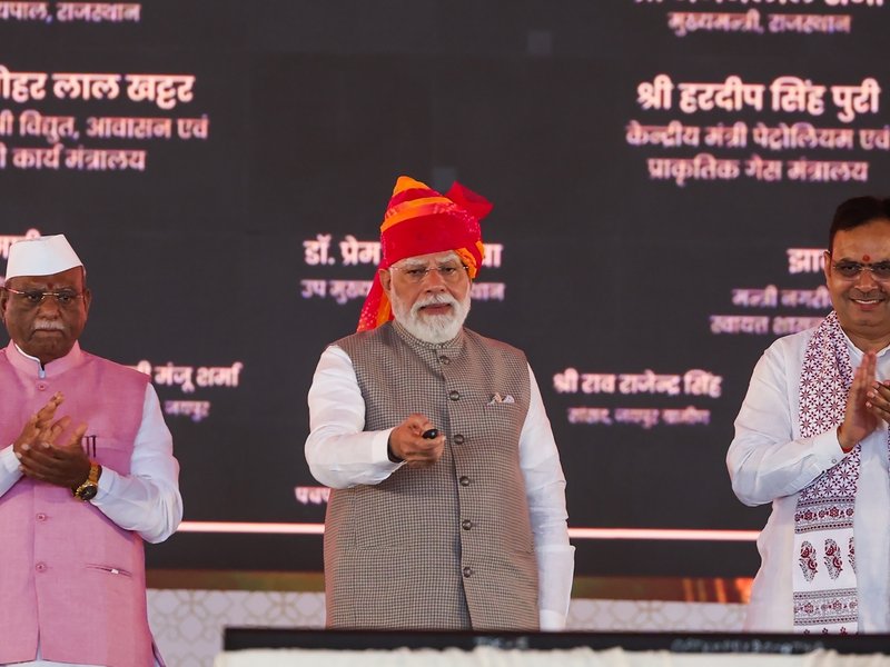 पीएम मोदी ने लॉन्च किया 'विकसित उड़ान', जोधपुर एयरपोर्ट के नए टर्मिनल से क्षेत्रीय हवाई कनेक्टिविटी को मिलेगा बड़ा बढ़ावा
