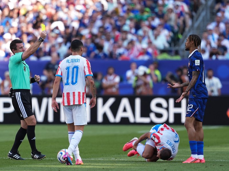 Seventeen players face suspension risk as the 2026 FIFA World Cup heads into quarterfinal stage. Photo credit: 