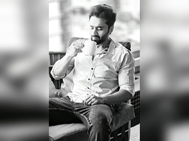 Jackky Bhagnani shares how he balances work while enjoying the Mumbai monsoon