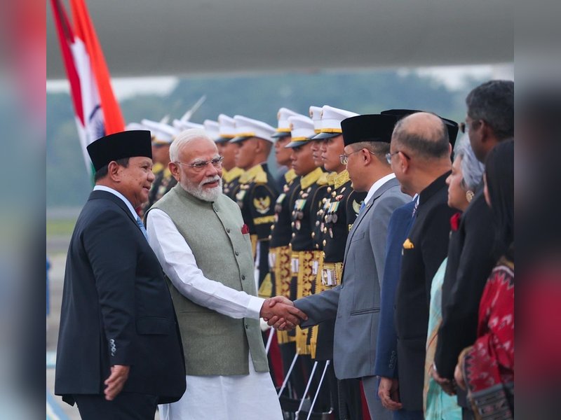 Deeply touched: PM Modi thanks Indonesian President Subianto for warm welcome at airport