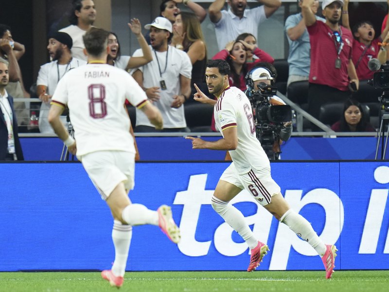 FIFA WC: 'Whoever controls midfield will win Spain vs Belgium QF,' says Robin Singh