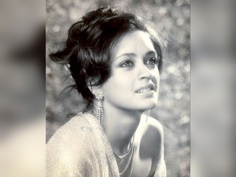 Nafisa Ali marks 50 years since winning Miss India crown 