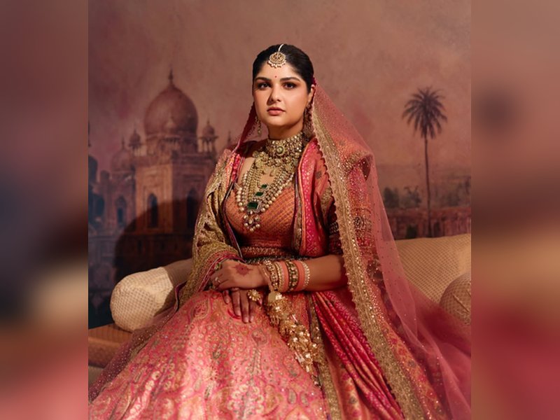 Bollywood lines-up to bless Anshula Kapoor, Rohan Thakkar at their reception