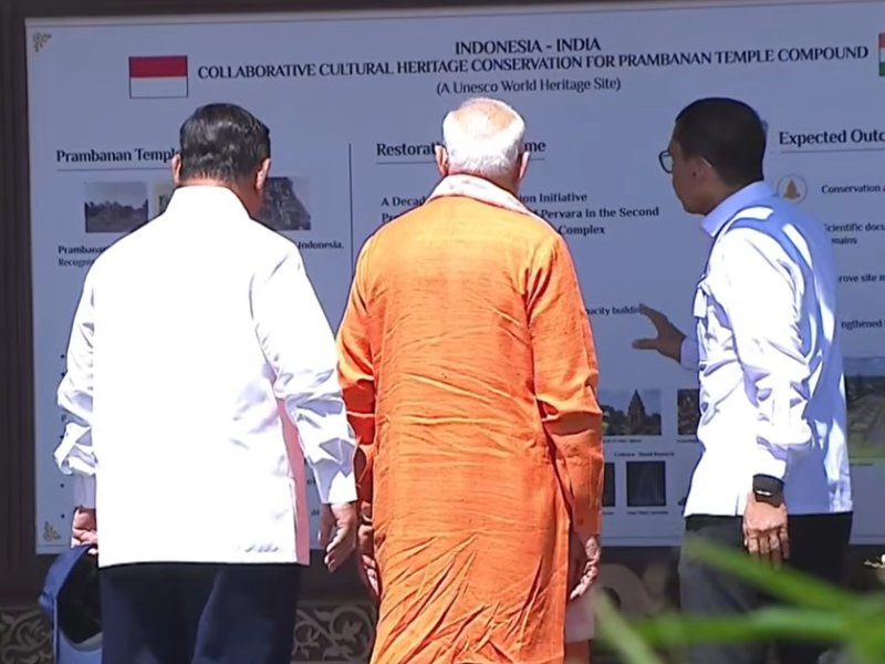 PM Modi offers prayers at Prambanan Temple, inaugurates restoration project with Indonesian Prez 
