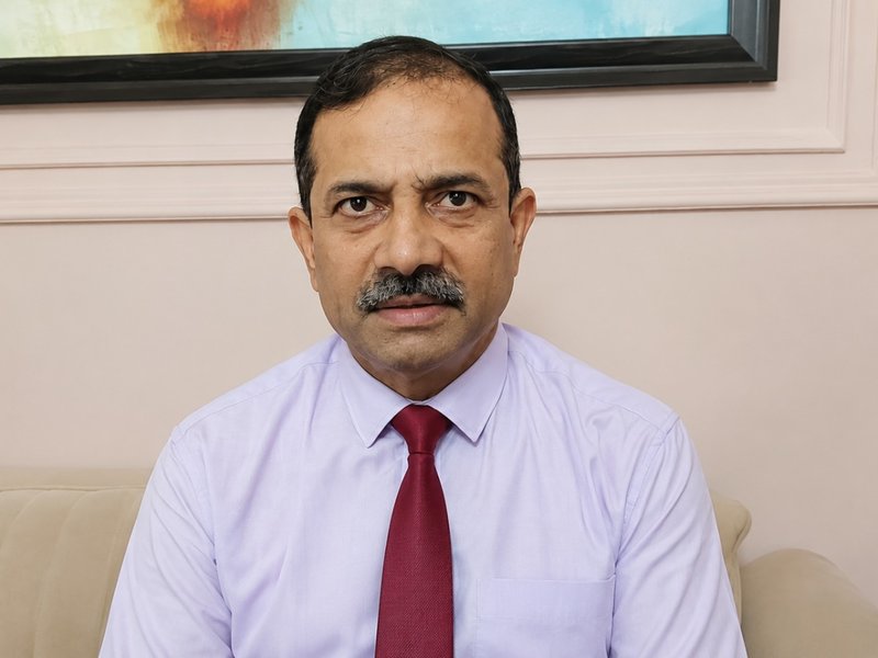 ईरान-अमेरिका के बीच तनाव फिर बढ़ा, वैश्विक संकट गहराने की आशंका: रिटायर्ड ब्रिगेडियर शारदेंदु