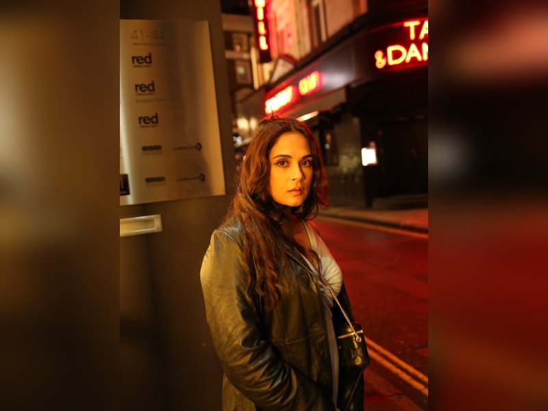 Richa Chadha embraces her natural curls, pens a heartfelt note on self-love