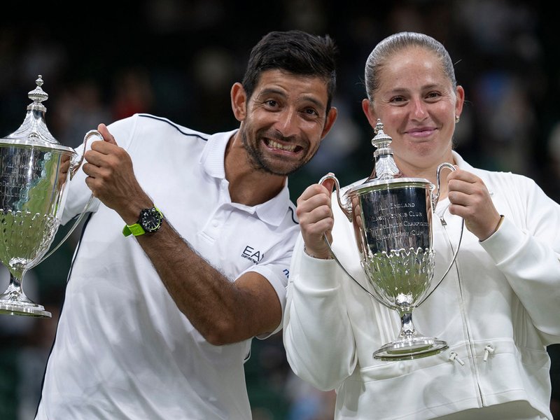 Wimbledon: Ostapenko and Arevalo lift mixed doubles title