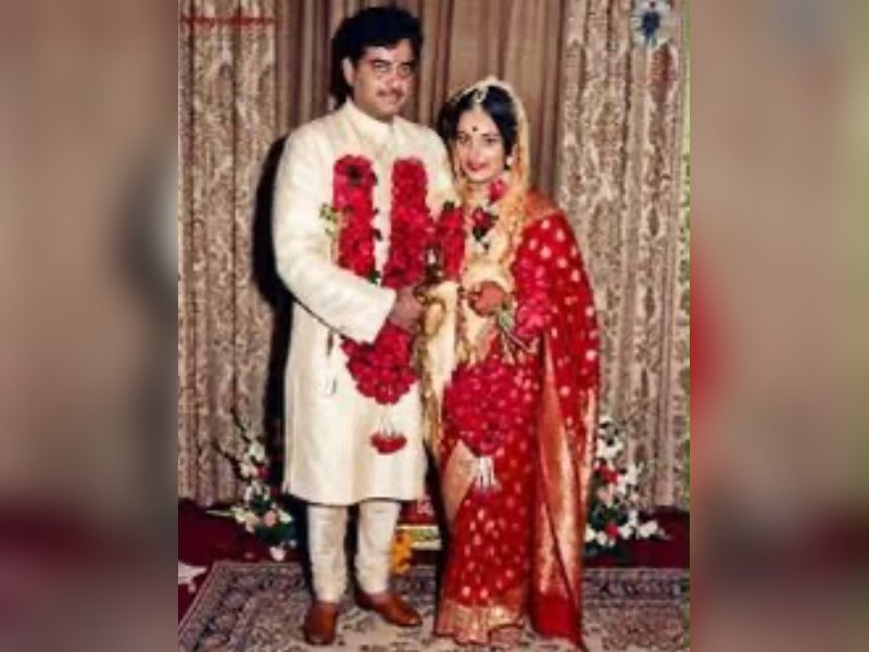 Zaheer Iqbal wishes ‘sasurjee’ Shatrughan Sinha on his 45th wedding anniversary, shares unseen wedding pic