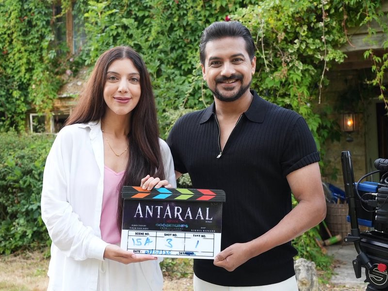 Pushkar Jog says ‘he constantly look out for roles that challenge him’, kickstarts shoot for ‘Antaraal’ in UK