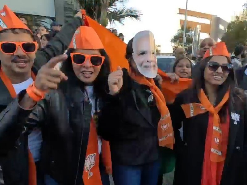 Thousands turn out to welcome PM Modi at Indian community event in New Zealand