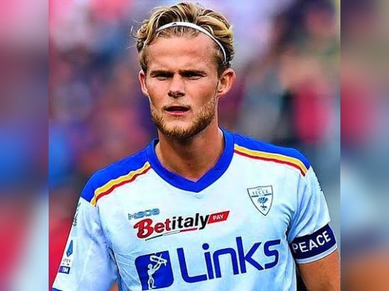 Atletico Madrid sign Denmark midfielder Hjulmand from Sporting CP