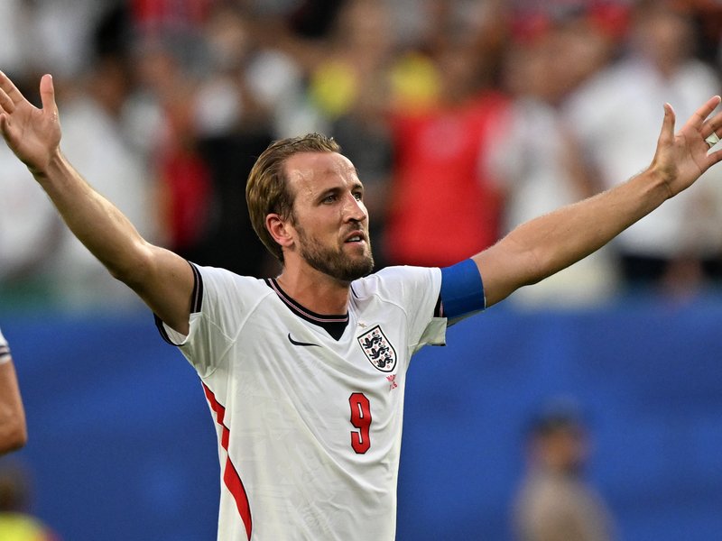 England, Argentina set to renew storied World Cup rivalry