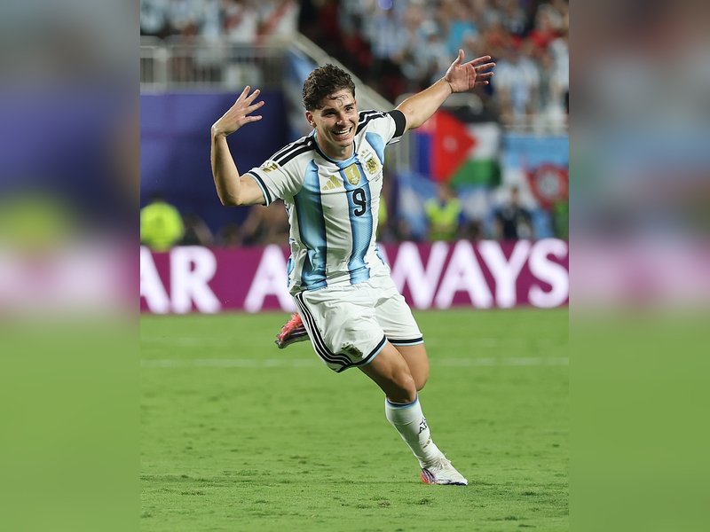 Football: Laporta keeps the pressure on Atletico over possible Alvarez transfer