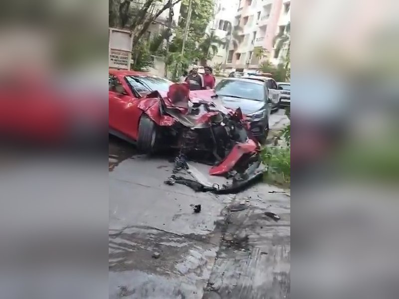 Speeding Ferrari crashes into apartment building in Hyderabad’s Jubilee Hills