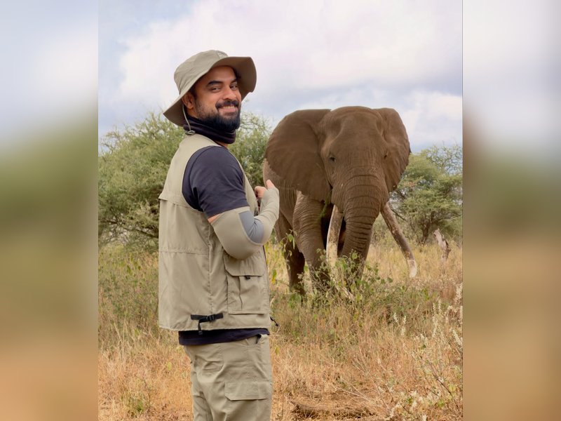 Tovino Thomas witnesses lion rescue operation live in Kenya; showers praise on wildlife authorities! (Photo: Tovino Thomas/Instagram)