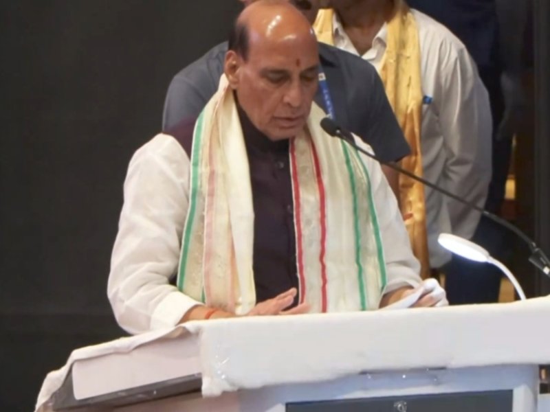 इलाज के साथ रोकथाम पर भी सरकार का जोर, स्वास्थ्य क्षेत्र में तेजी से आत्मनिर्भर बन रहा भारत : राजनाथ सिंह