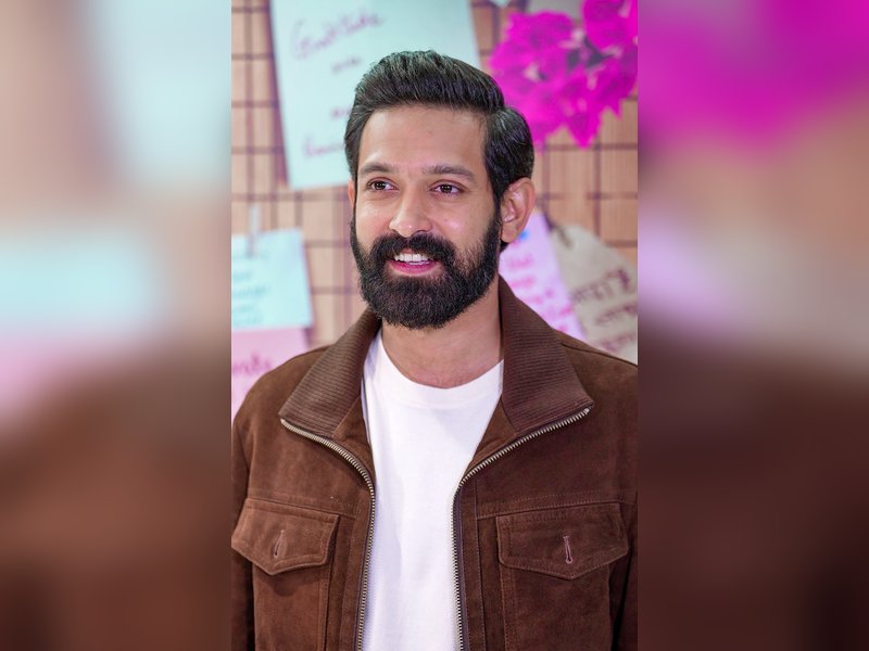 Vikrant Massey says four-day work week isn't possible in India: Have to work really hard for the next 40-50 years