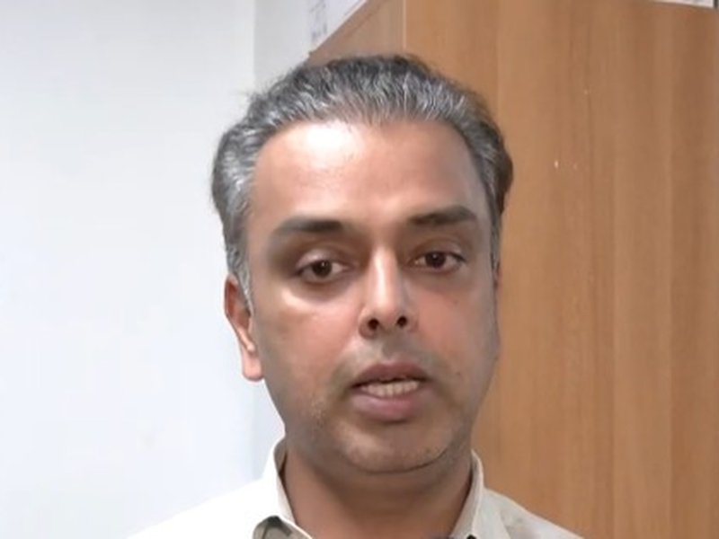 'लॉर्ड्स में टेस्ट जीतना बड़ी बात', भारतीय महिला क्रिकेट टीम को मिलिंद देवड़ा ने दी बधाई  
